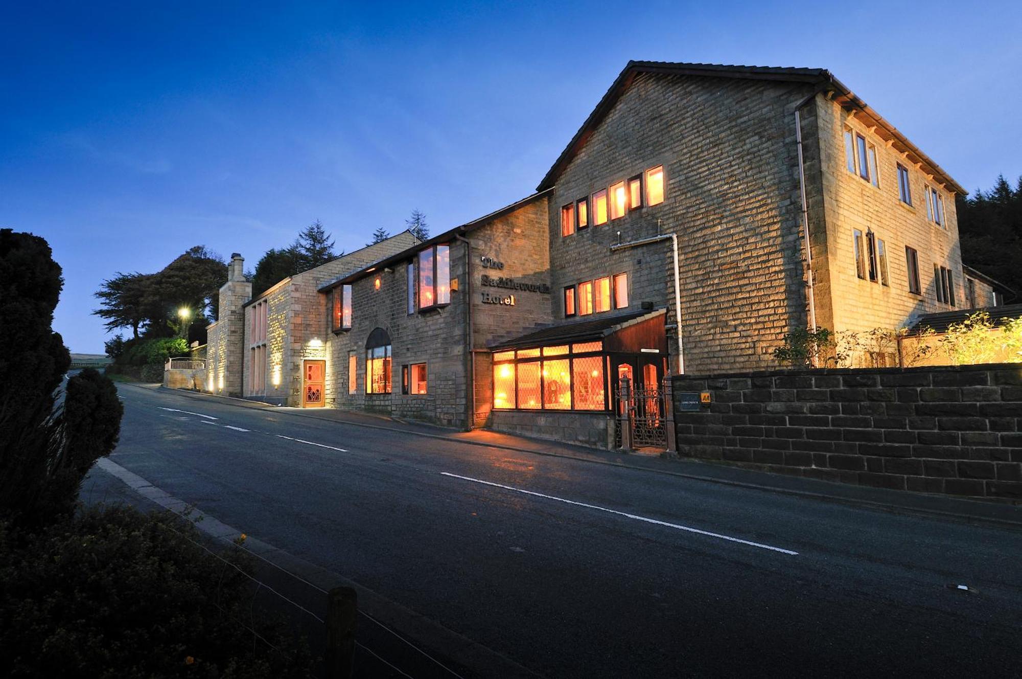The Saddleworth Hotel Diggle Экстерьер фото