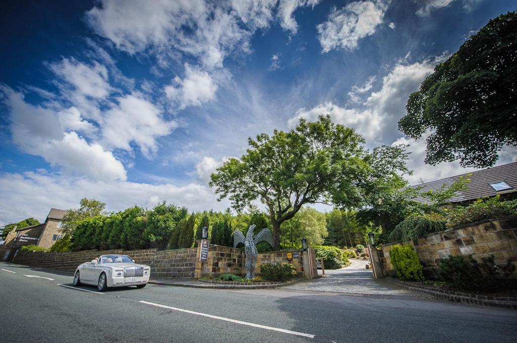 The Saddleworth Hotel Diggle Экстерьер фото
