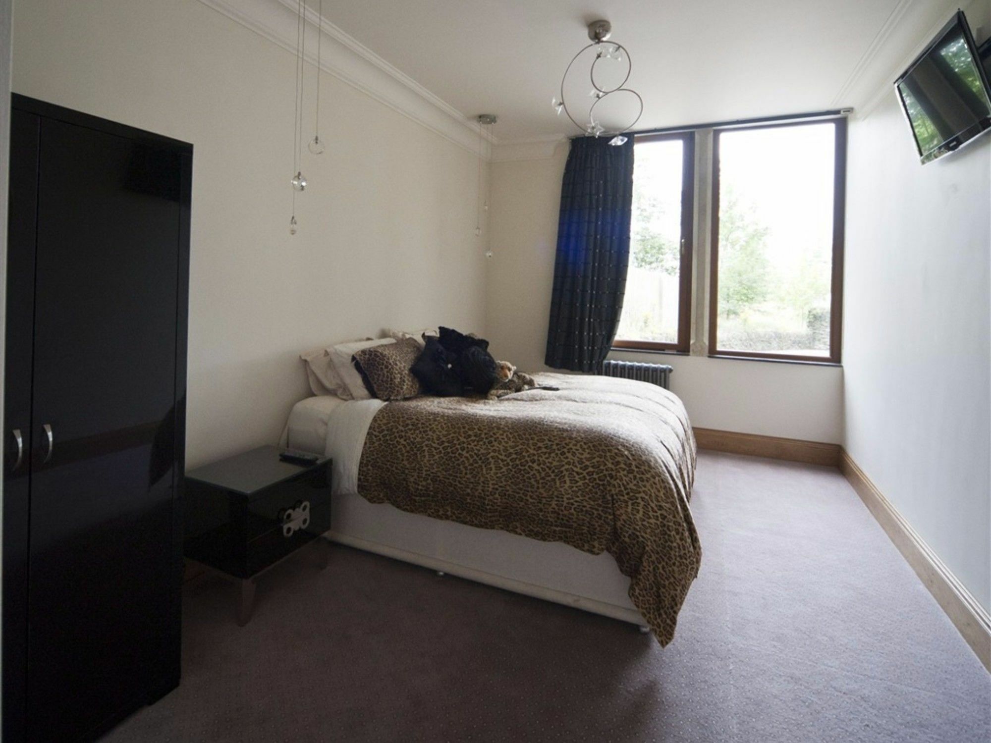 The Saddleworth Hotel Diggle Экстерьер фото