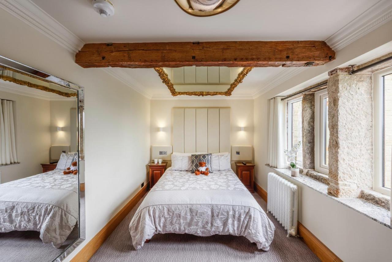 The Saddleworth Hotel Diggle Экстерьер фото